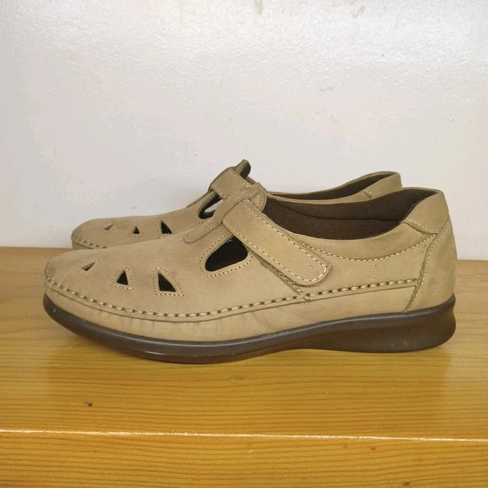 SAS Tripad Comfort Roamer Tan Taupe Nubuck Leather Shoes Size 6.5 Wide